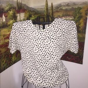 Darling size XS cream and black short sleeve casual business casual summer